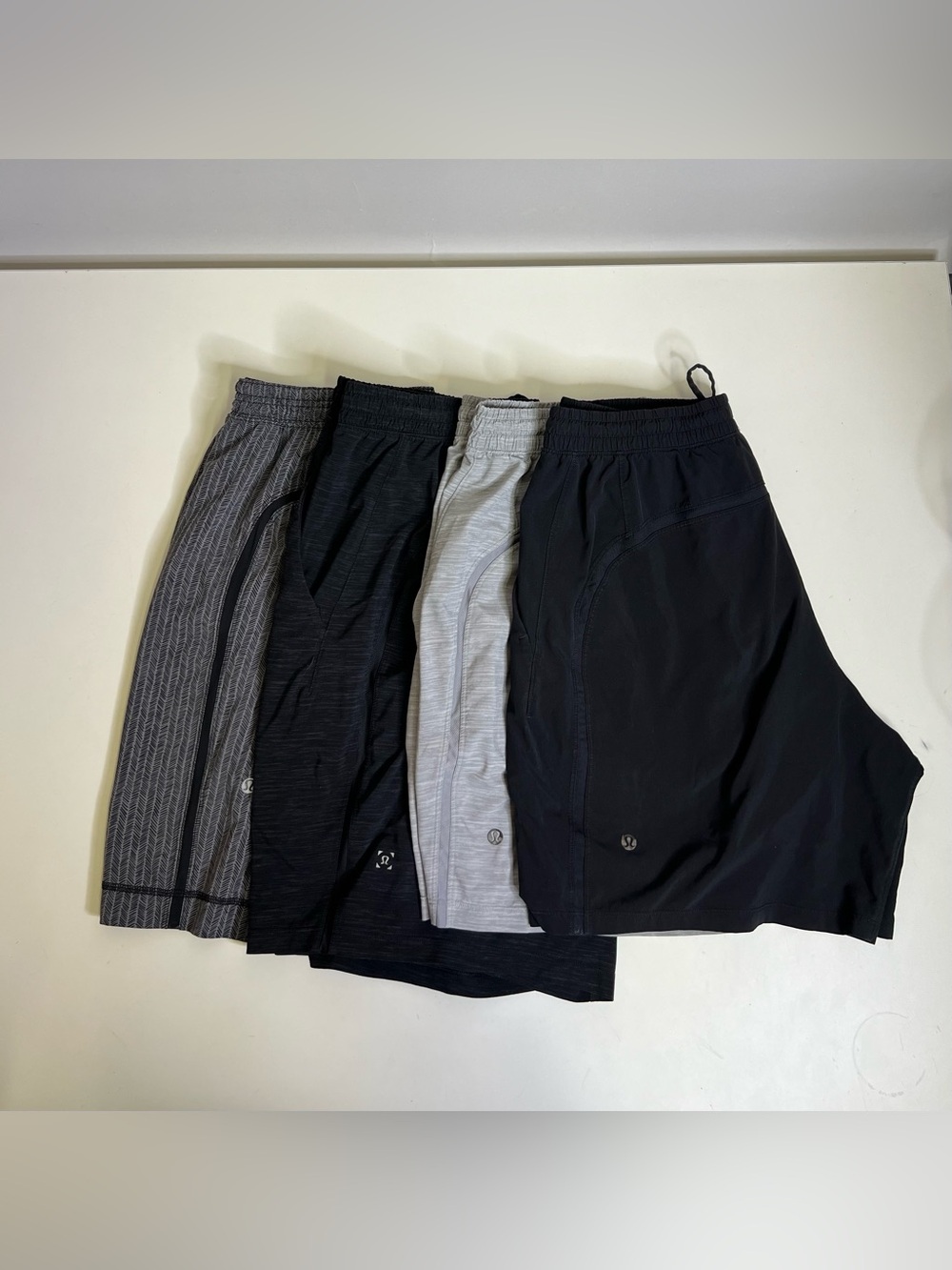 lululemon athletica Pace Breaker Men’s Athletic Shorts bundle x4 - Size Large